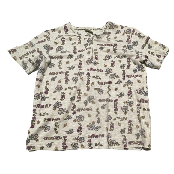 Vintage Grey Floral Tee - Picture 2 of 3